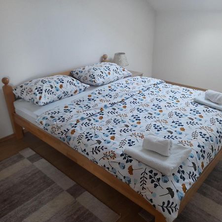 Apartman Zoran Лівно Екстер'єр фото