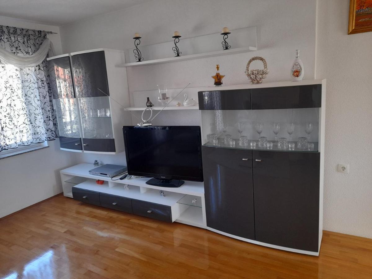 Apartman Zoran Лівно Екстер'єр фото