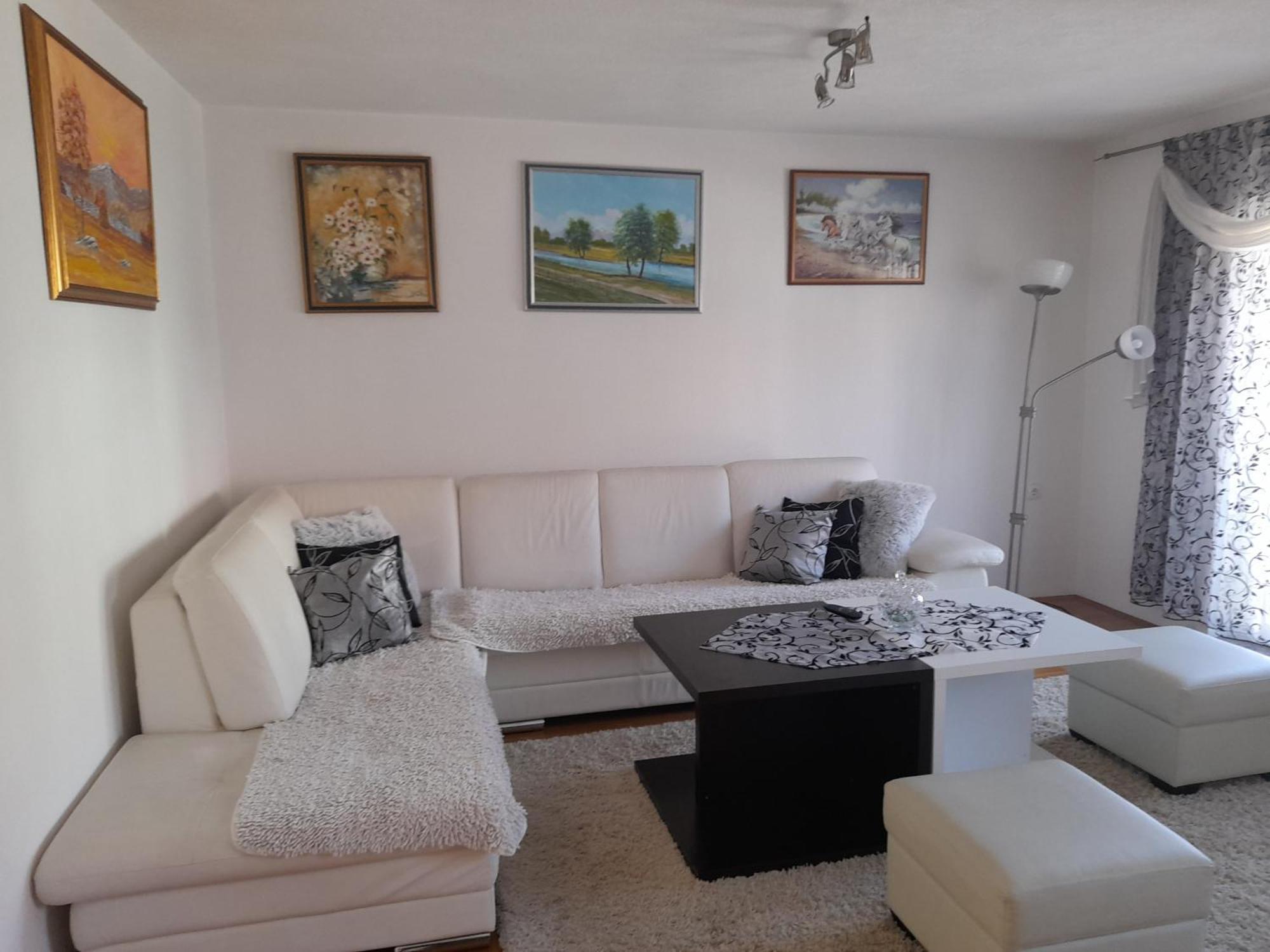 Apartman Zoran Лівно Екстер'єр фото